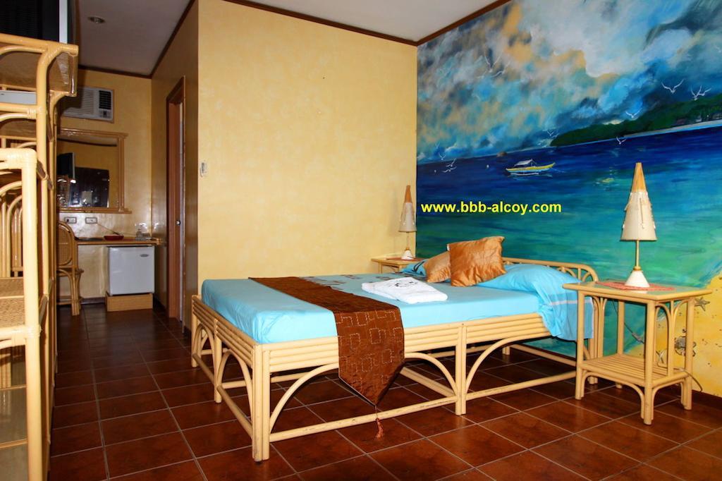 Parrot Paradise Resort Boljoon الغرفة الصورة