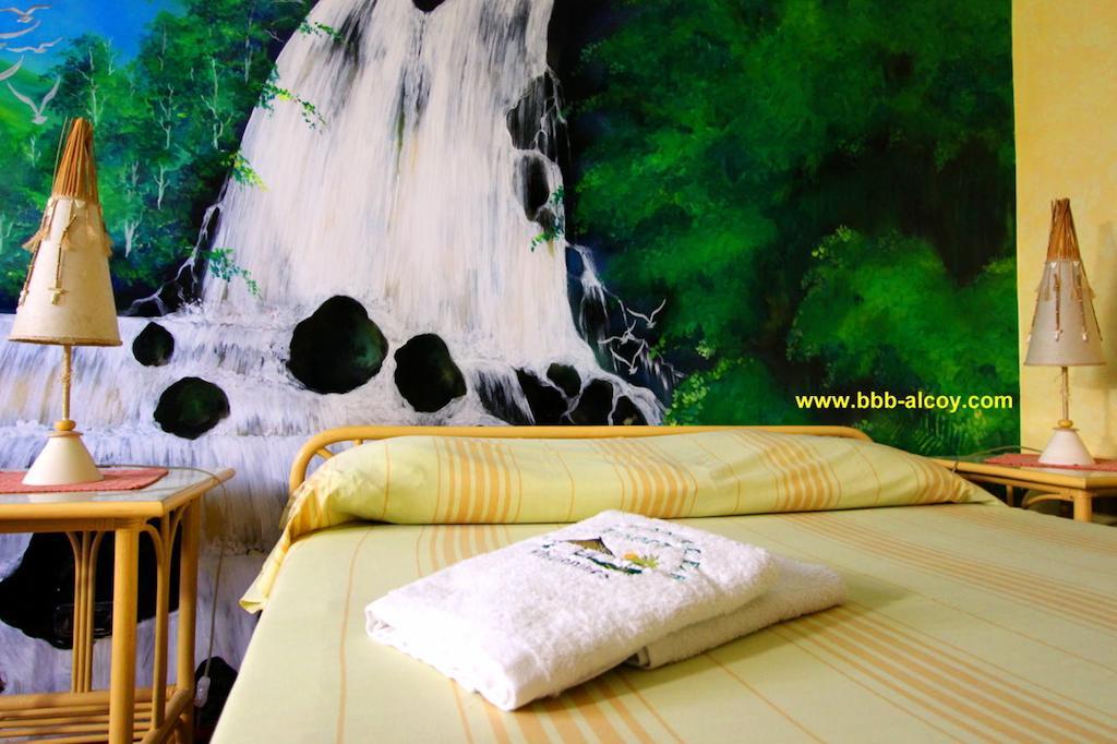 Parrot Paradise Resort Boljoon الغرفة الصورة